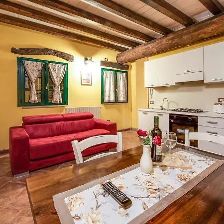 Chalet In A Green And Relaxing Atmosphere With Pool And Stunning Lake View Marone