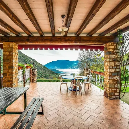 In A Green And Relaxing Atmosphere With Pool And Stunning Lake View * Marone