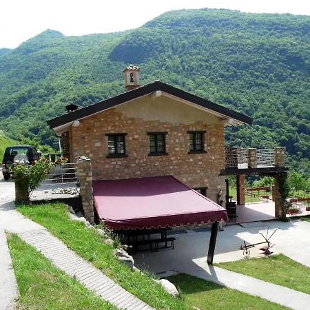 In A Green And Relaxing Atmosphere With Pool And Stunning Lake View * Marone